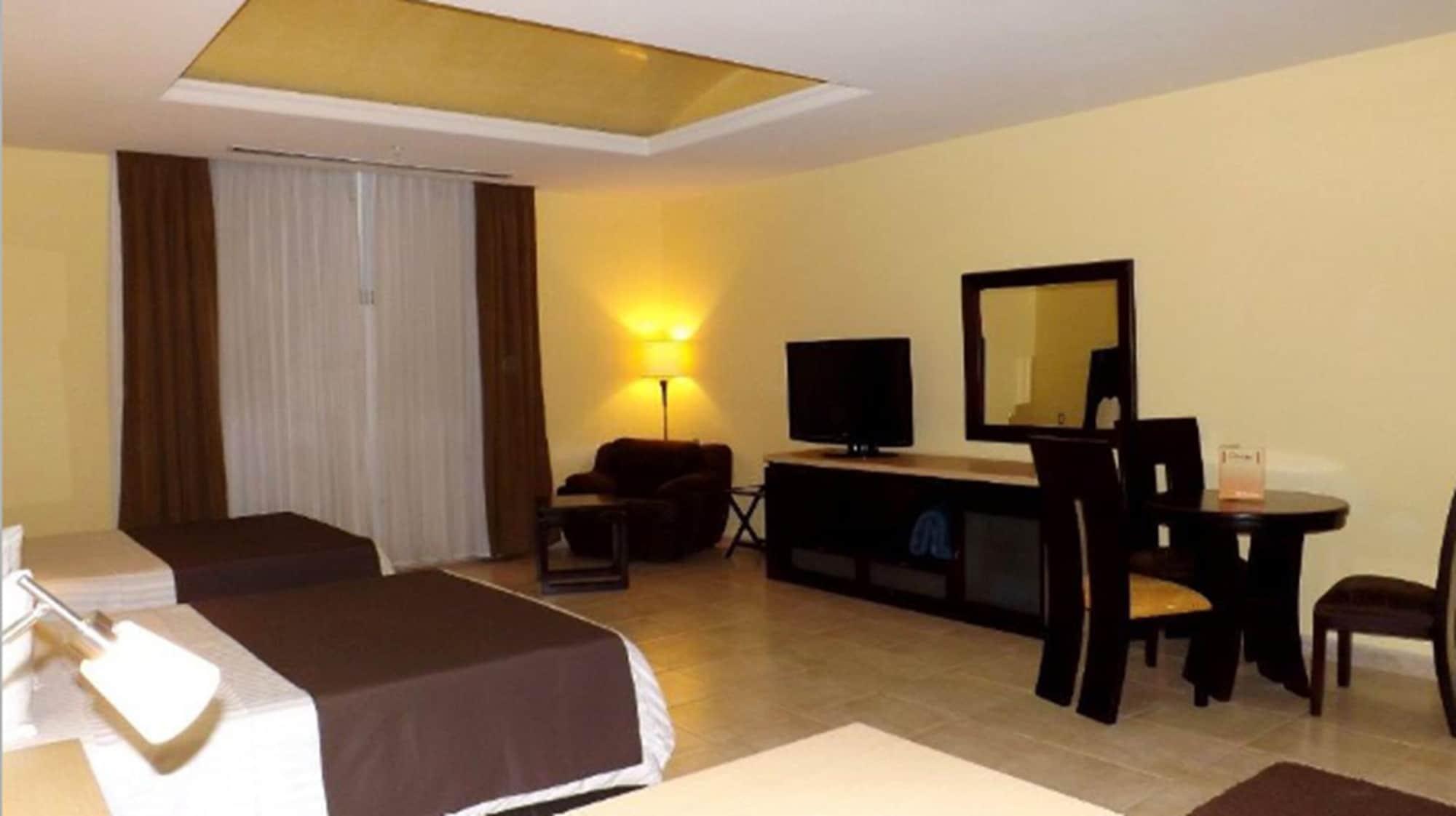 Hipico Inn Hotel Poza Rica Екстериор снимка