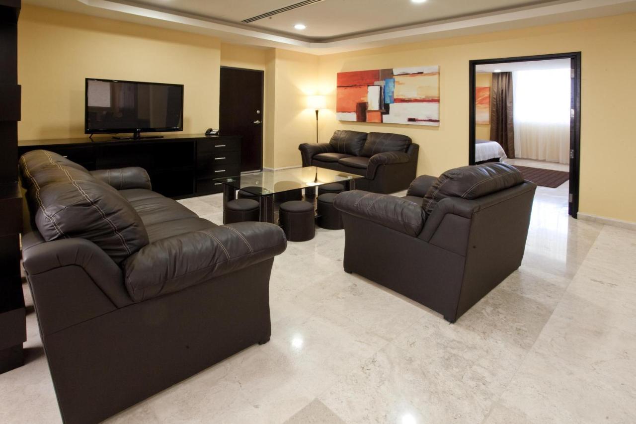 Hipico Inn Hotel Poza Rica Екстериор снимка